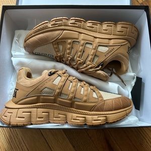 Brand new men’s versace shoes